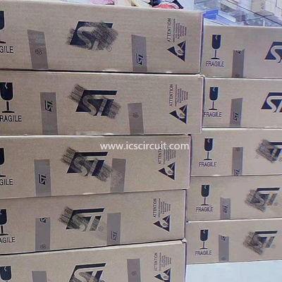 SMT Display LED Driver IC Automotive TI LP8860LQVFPRQ1 SMD2835